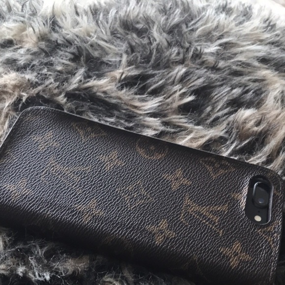 LOUIS VUITTON FOLIO CASE IPHONE 8 PLUS - Picture 1 of 3